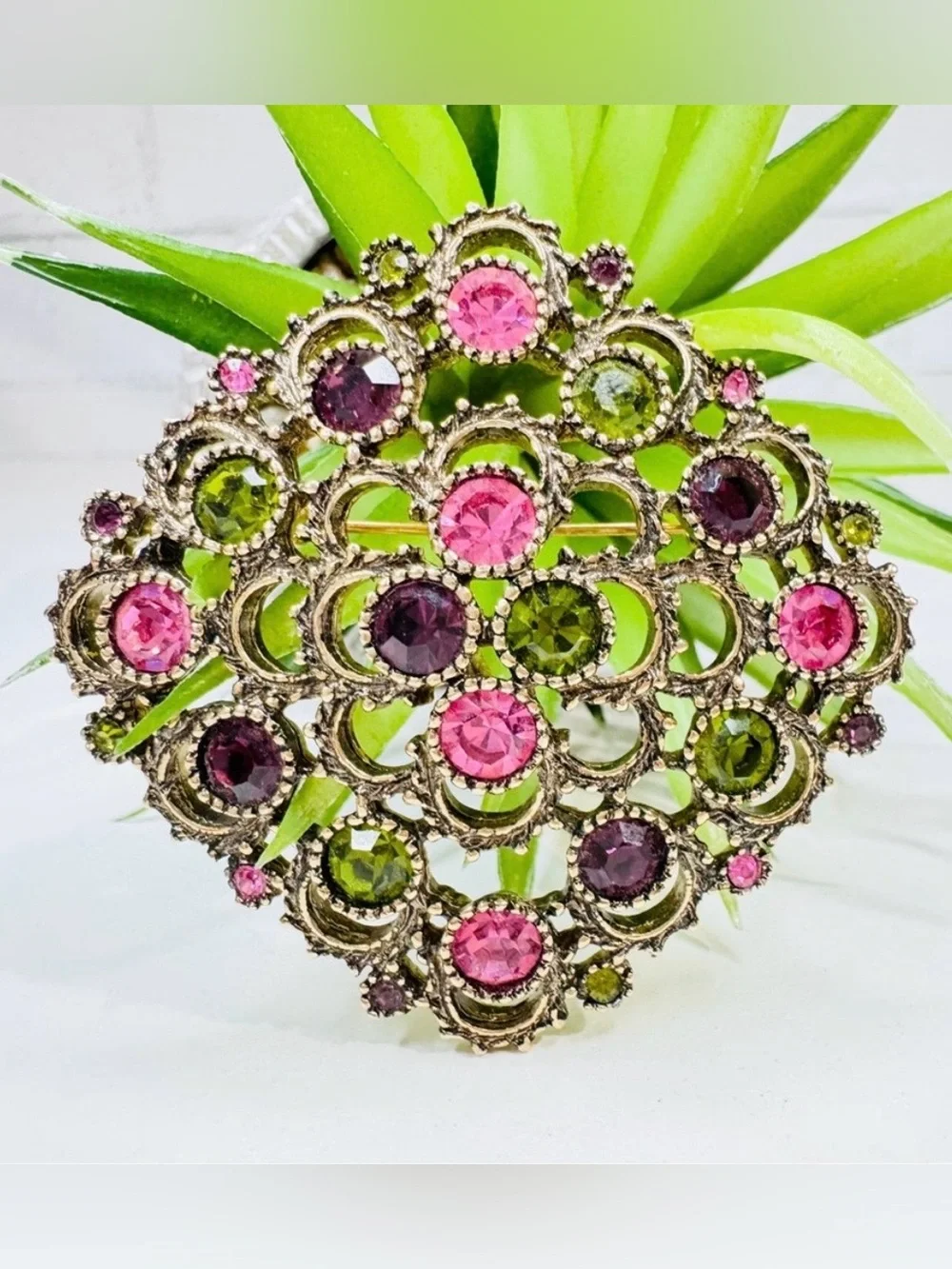 Vintage 70s Sarah Coventry Austrian Lights Multicolor Crystal Gold Tone Brooch